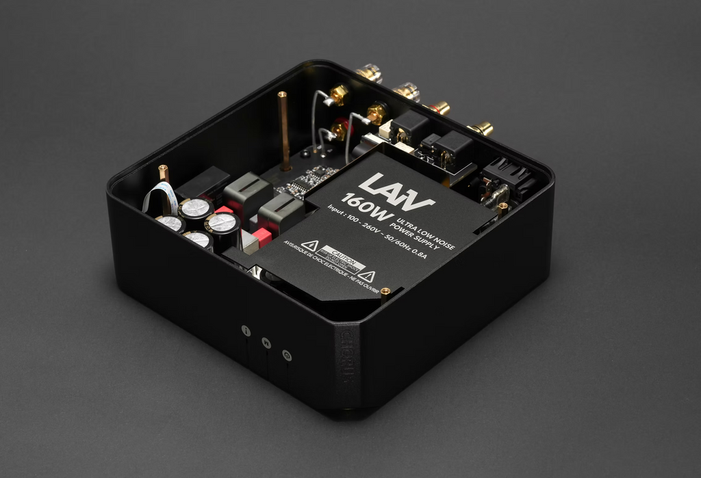 LAiV Crescendo CHORUS Power Amplifier at Madly Audio Canada