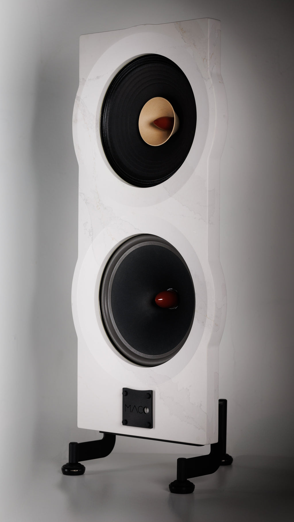 MACO MACARIAS at Madly Audio Canada